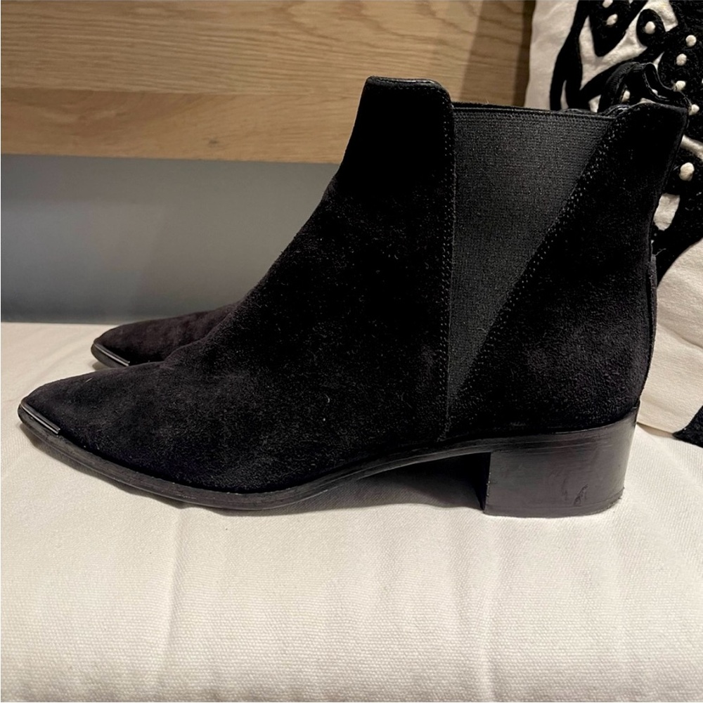 Acne Studio Suede Jensen chelsea ankle boots size 37